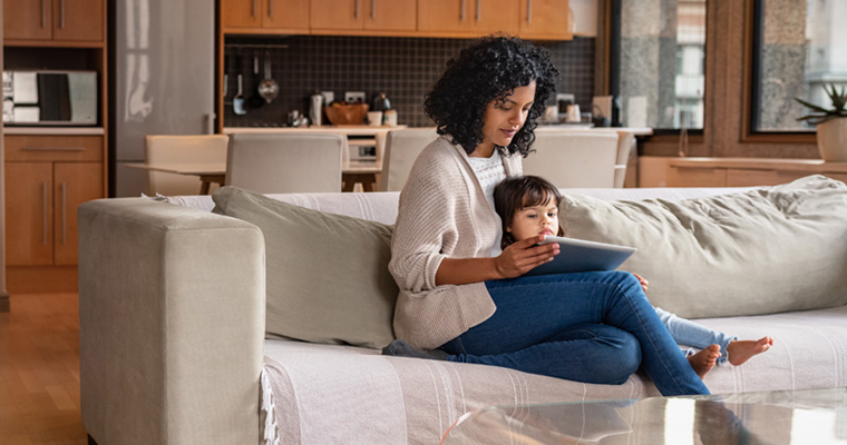 mom and daughter on the couch